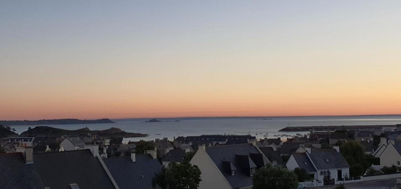 Appartement Bretagne Vue Mer Exceptionnelle Sur Les Hauts D'Erquy Au Calme ! Et Au Pied Du Gr34 Exterior photo